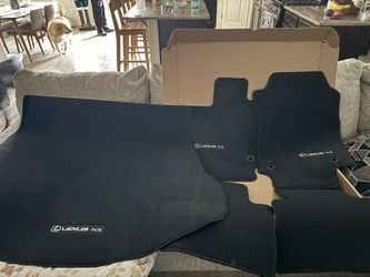 Lexus NX350-5 Piece OEM floor Mats Complete Set ( Like New)