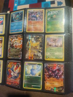 Amazing Pokémon  Collection in Binder %20 OFF