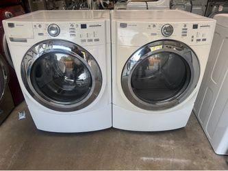 Maytag 3000 Series Washer and Dryer Set
