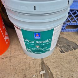 Baseboard an door paint