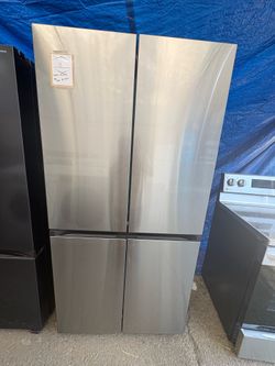Samsung Bespoke Refrigerator With Beverage Center In Stainless Steel