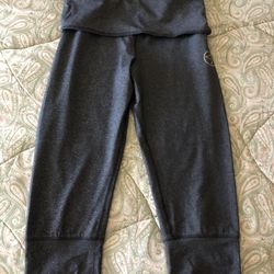 Zumba crop leggings w/ fold-over waistband size M