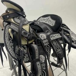 Nueva Montura Charra Bordada 