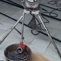 RIDGID 200 POWER VICE