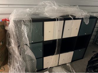 Modern cube store organizer