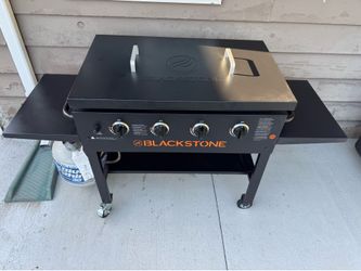 Blackstone Flat Top 4 Burner Griddle