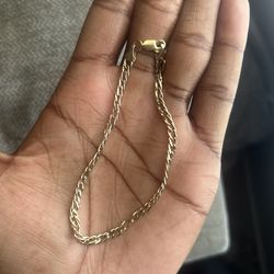 Gold bracelet