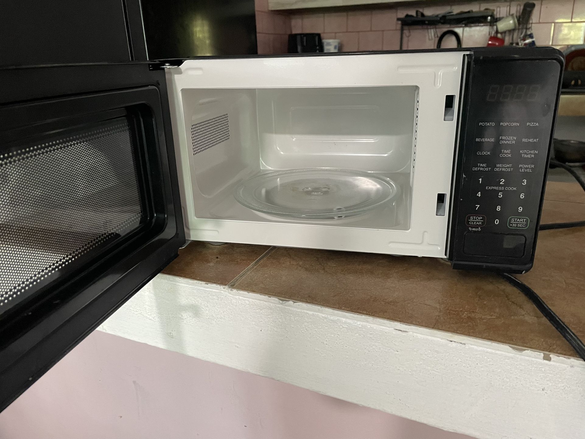 Small Microwave Trabaja Perfectame
