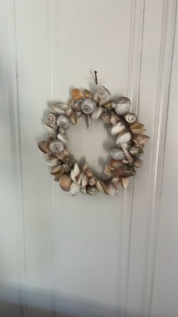 Seashell wreath