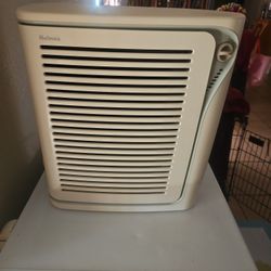 Holmes Air Purifier 