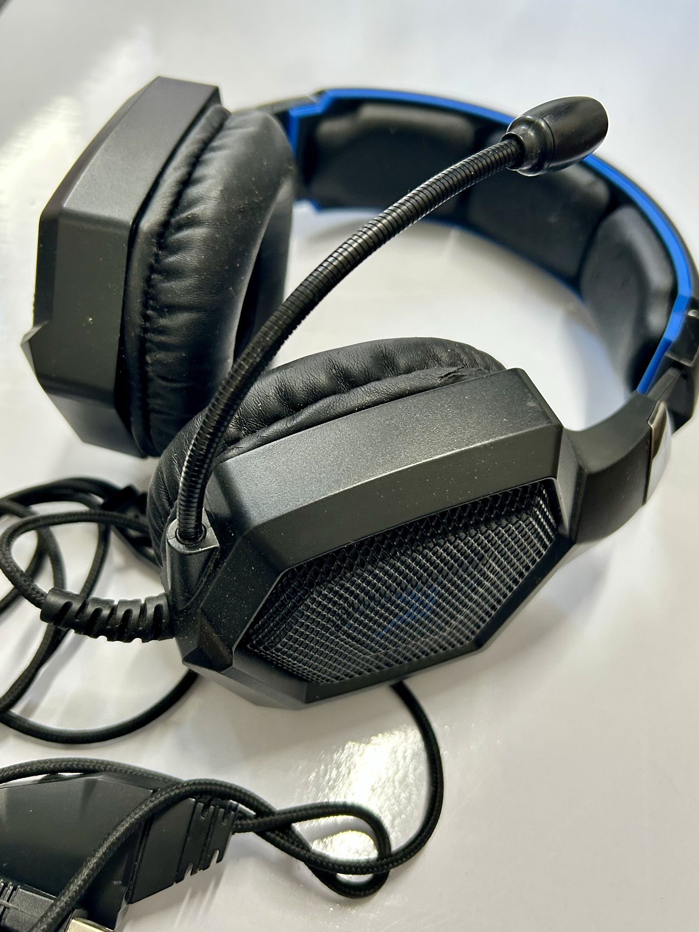 Gaming Headset with Mic & USB Connection