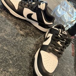 Nike Dunks Black & White Pandas