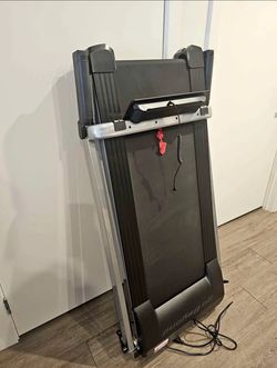 Cuqote 2.5HP Folding Treadmill – NEVER USED – Like New