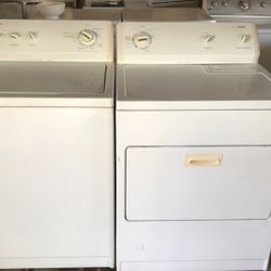 Kenmore washer and dryer working great big capacity gas dryer