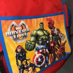 Marvel Universe Live School Messenger Bag with Shoulder Strap, Red
