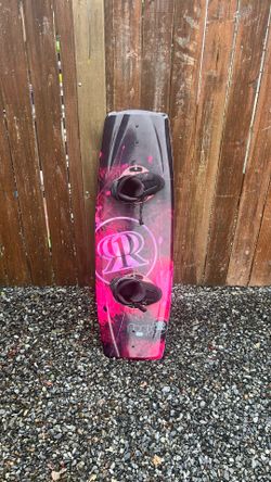 Ronix Krush wakeboard