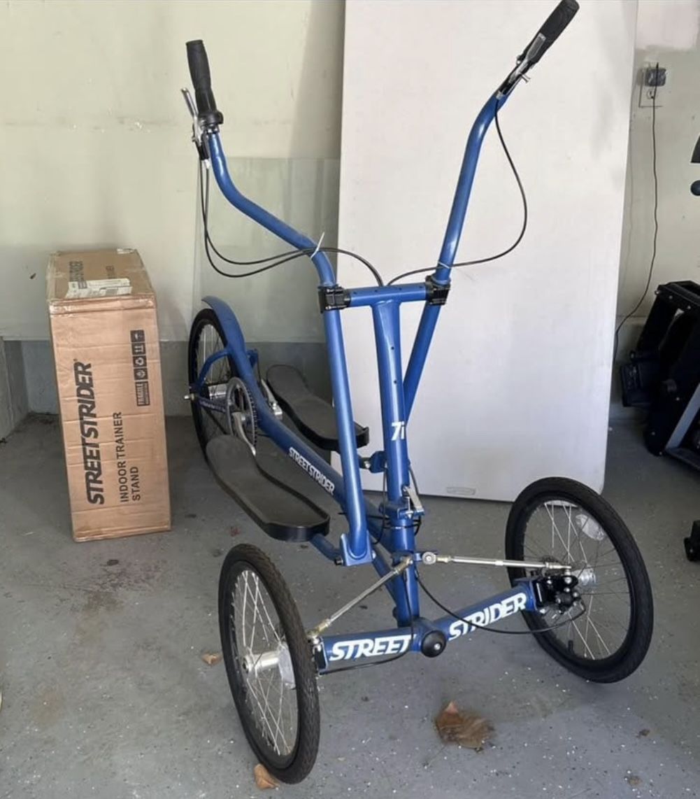Street strider 7i With Unopened Stand