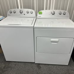 Whirlpool Set Washer And Gas Dryer
