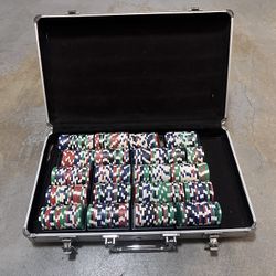 Poker Chip Set with Case 16 “