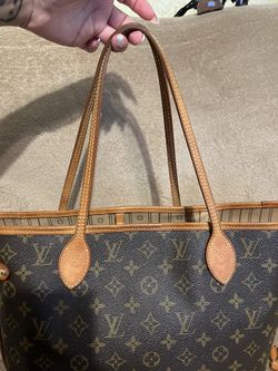 Louis Vuitton Medium Neverfull for Sale in Houston, TX - OfferUp