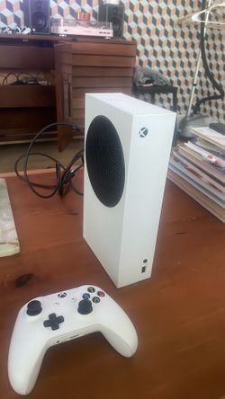 Xbox one s with cord and controller