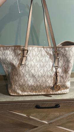 Michael Kors Beige Bag