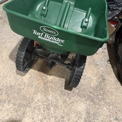 Scott’s turf builder edge guard broadcast mini