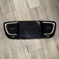 17-20 CHRYSLER PACIFICA 8.4" RADIO RECEIVER DISPLAY TOUCH SCREEN OEM P(contact info removed)5AC