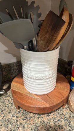 Utensils vase