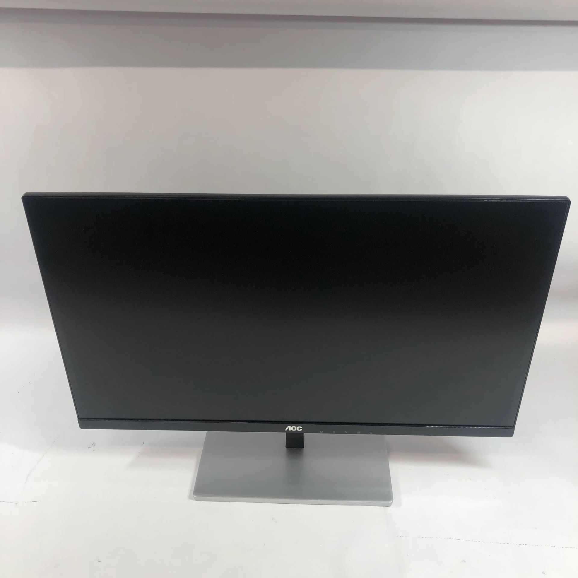 27" Monitor