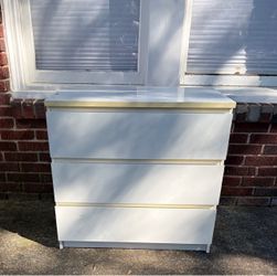 3 Drawer Dresser