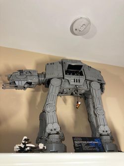 Lego UCS at at