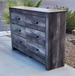 Furniture Dresser 6 Drawer * FREE LOCAL DELIVERY