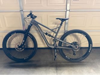 YT JEFFSY BASE XL 29” MOUNTAIN BIKE