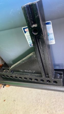 Heavy duty weight distribution hitch shank