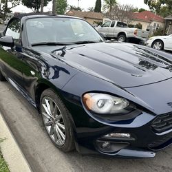 Fiat 124 Spider