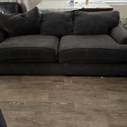 Free Couches For Pick Up 