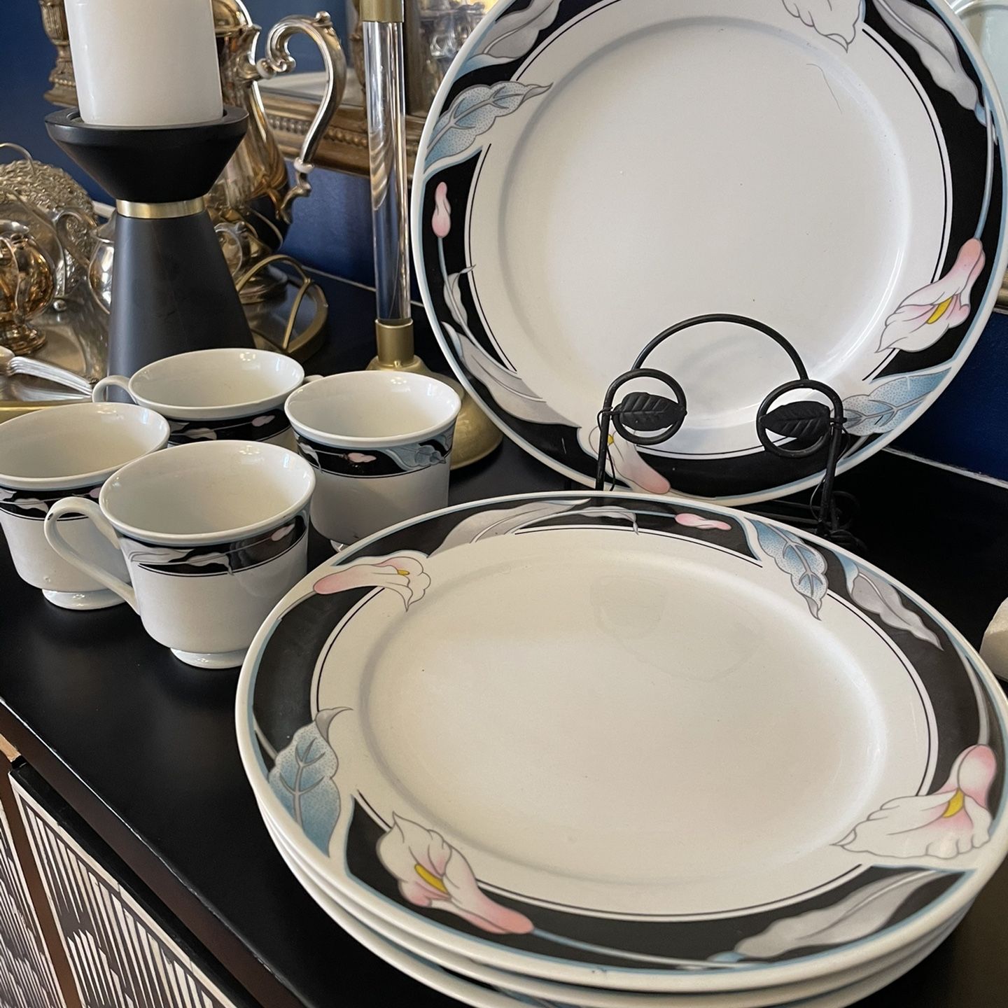 BEAUTIFUL DISH SET CHINA BLACK WHITE FLOWERS