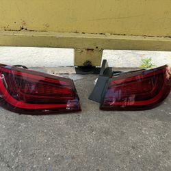 2017-2022 INFINITI Q60 TAIL LIGHTS OEM