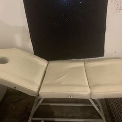 Massage Table 