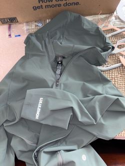 Lululemon Onyx Grey Pace Breaker Small Men Brand New with tag.
