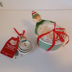 Elf Holiday Time Measuring Spoons And Cups Set Of 8 Brand New 
