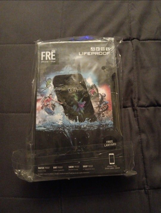 Iphone 7 Plus Lifeproof Case With Free Landyard
