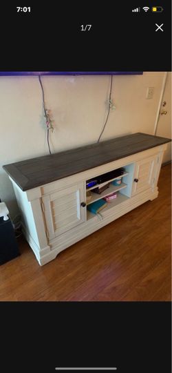 Farmhouse TV Stand with Cabinet Storage