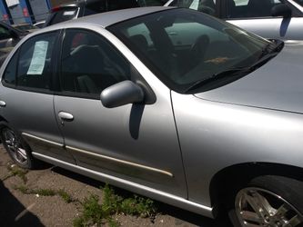 Fir parts 2004 Chevy cavalier