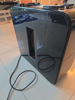 Sonos sub Gen 3 Subwoofer- Model S26 in Excellent condition- like new