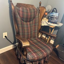 Wood Rocking Chair