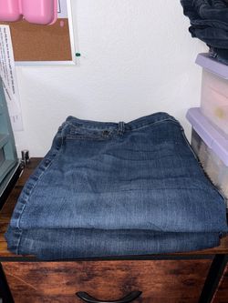 24W PLUS SIZE JEANS