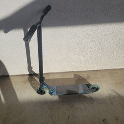 Prodigy 8 Scooter 