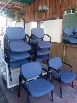 Beautiful Office Or Business Stackable Shairs $20 Each Or 8 For $145.firms